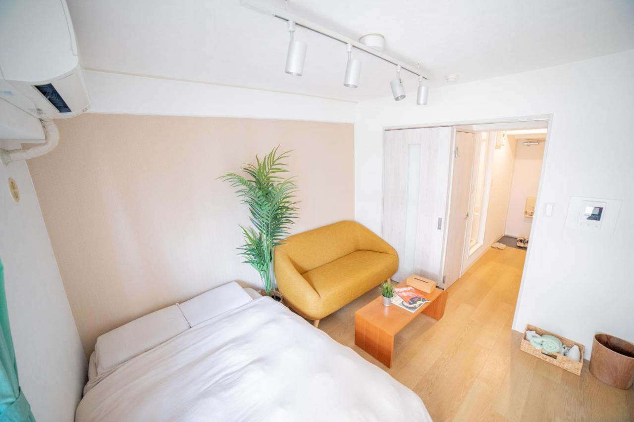 Hostel Chillax Осака Екстериор снимка
