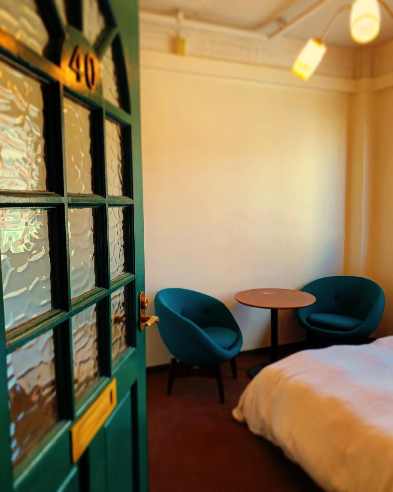 Hostel Chillax Осака Екстериор снимка