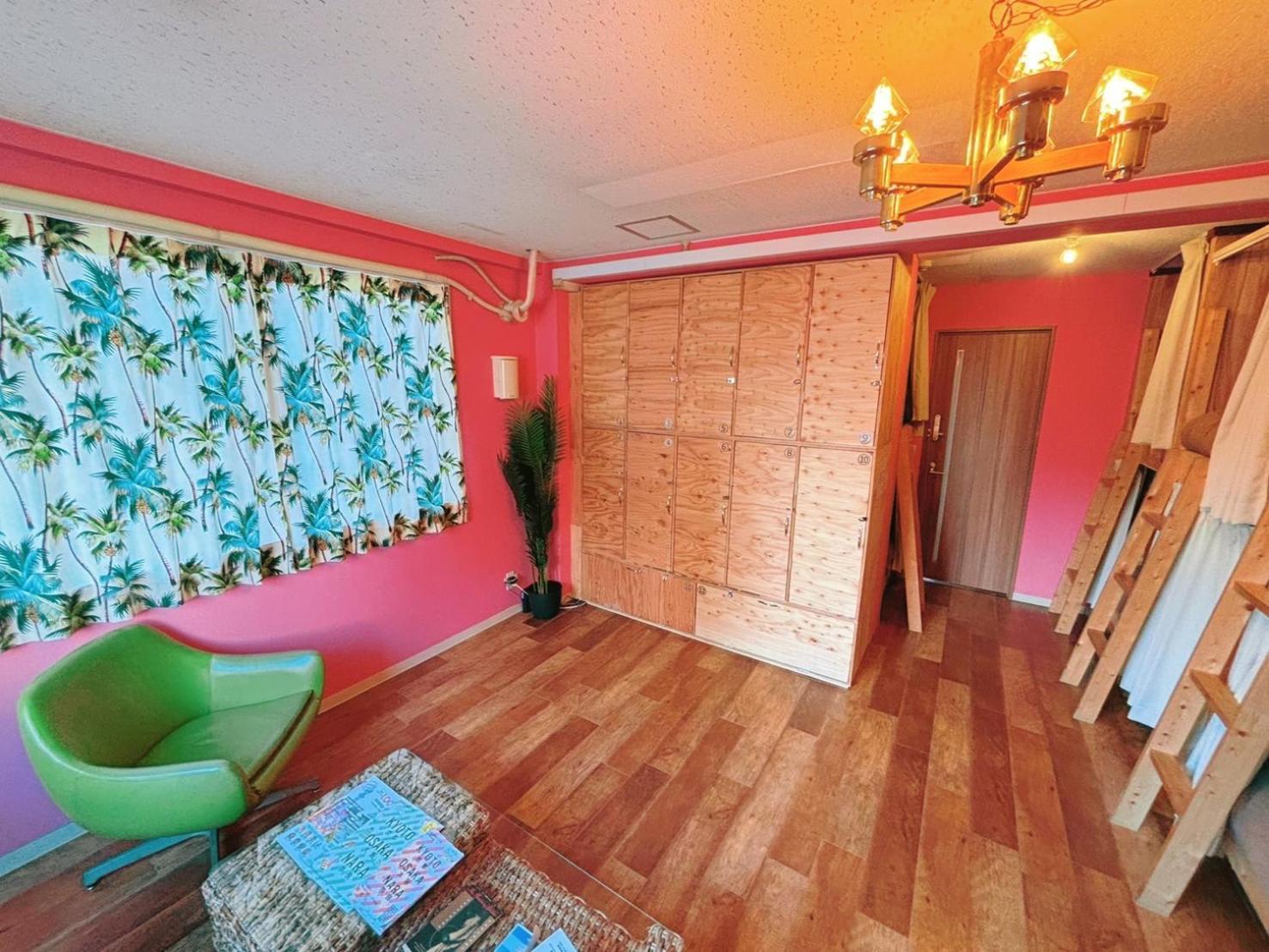 Hostel Chillax Осака Екстериор снимка