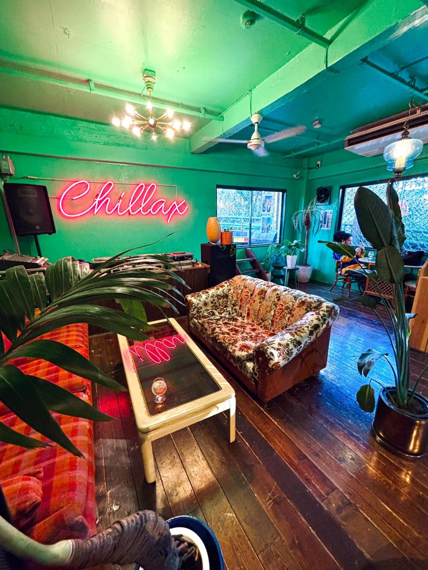 Hostel Chillax Осака Екстериор снимка